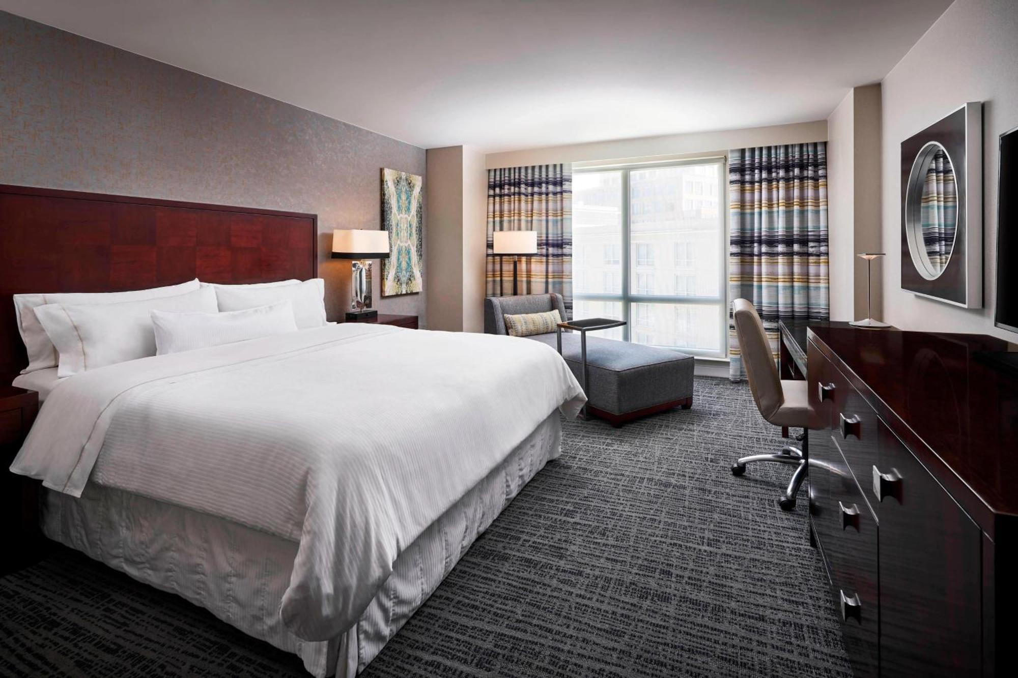 The Westin Alexandria Old Town Hotel Екстериор снимка