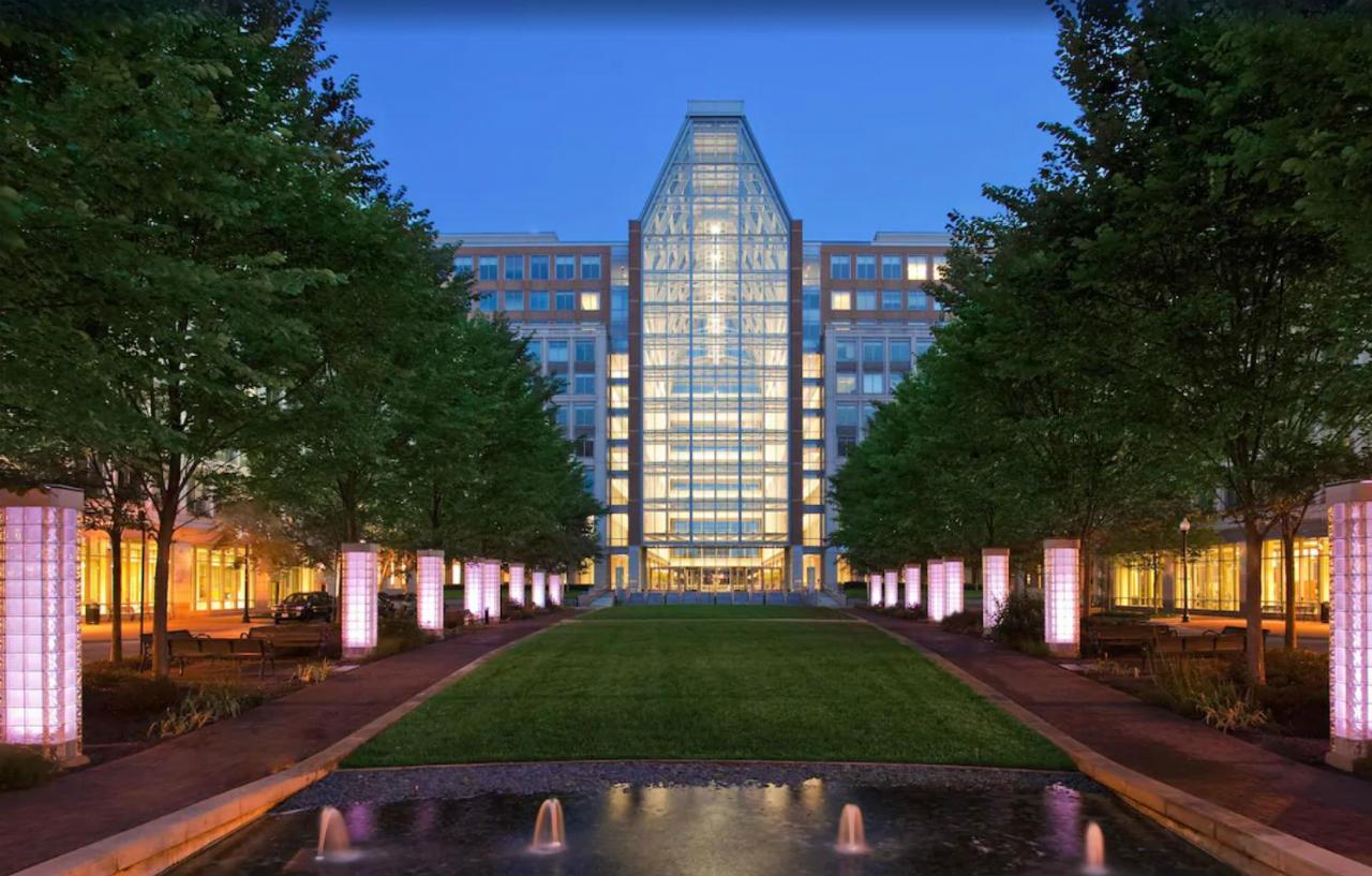 The Westin Alexandria Old Town Hotel Екстериор снимка